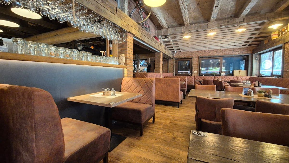 Neapol PIZZA & PUB — Talianska v meste Martin