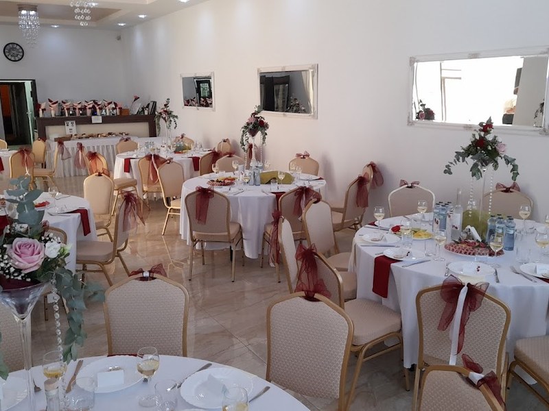 Nostalgia Restaurant & pension — Medzinárodná in Rimavská Sobota