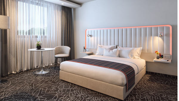 Park Inn by Radisson Danube Bratislava — Bar & Pub v meste Bratislava