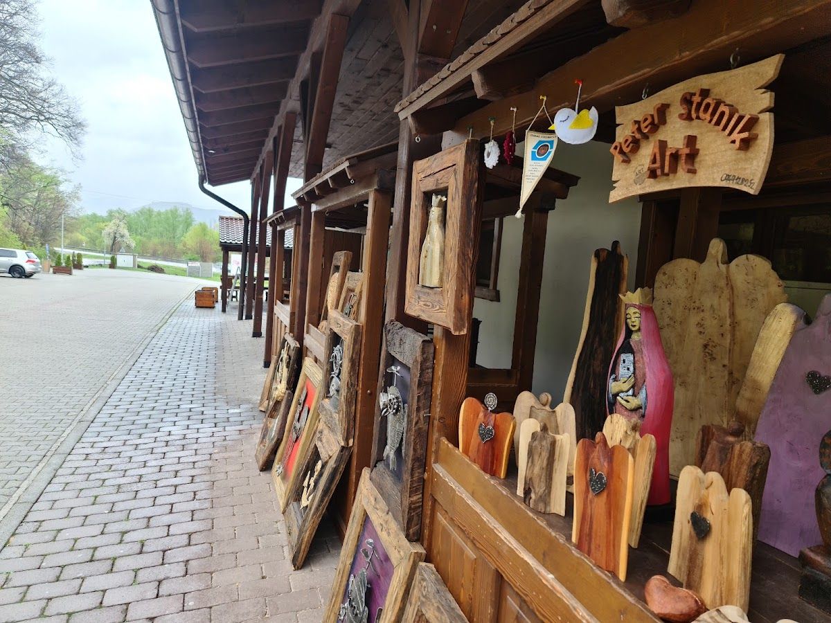 Pekáreň Tekovská kúria — Pekáreň & Cukráreň v meste Hronský Beňadik