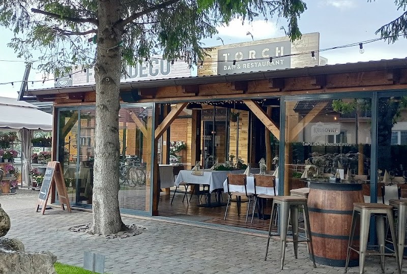 Pohostinstvo Torch — Medzinárodná v meste Šamorín