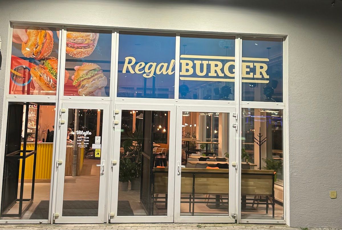 Regal Burger Malacky — Americká v meste Malacky