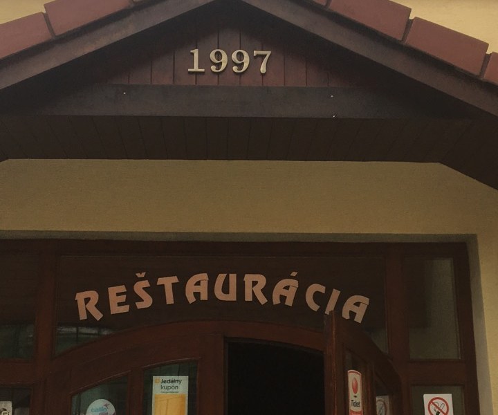 Reštaurácia U Jána — Medzinárodná v meste Revúca