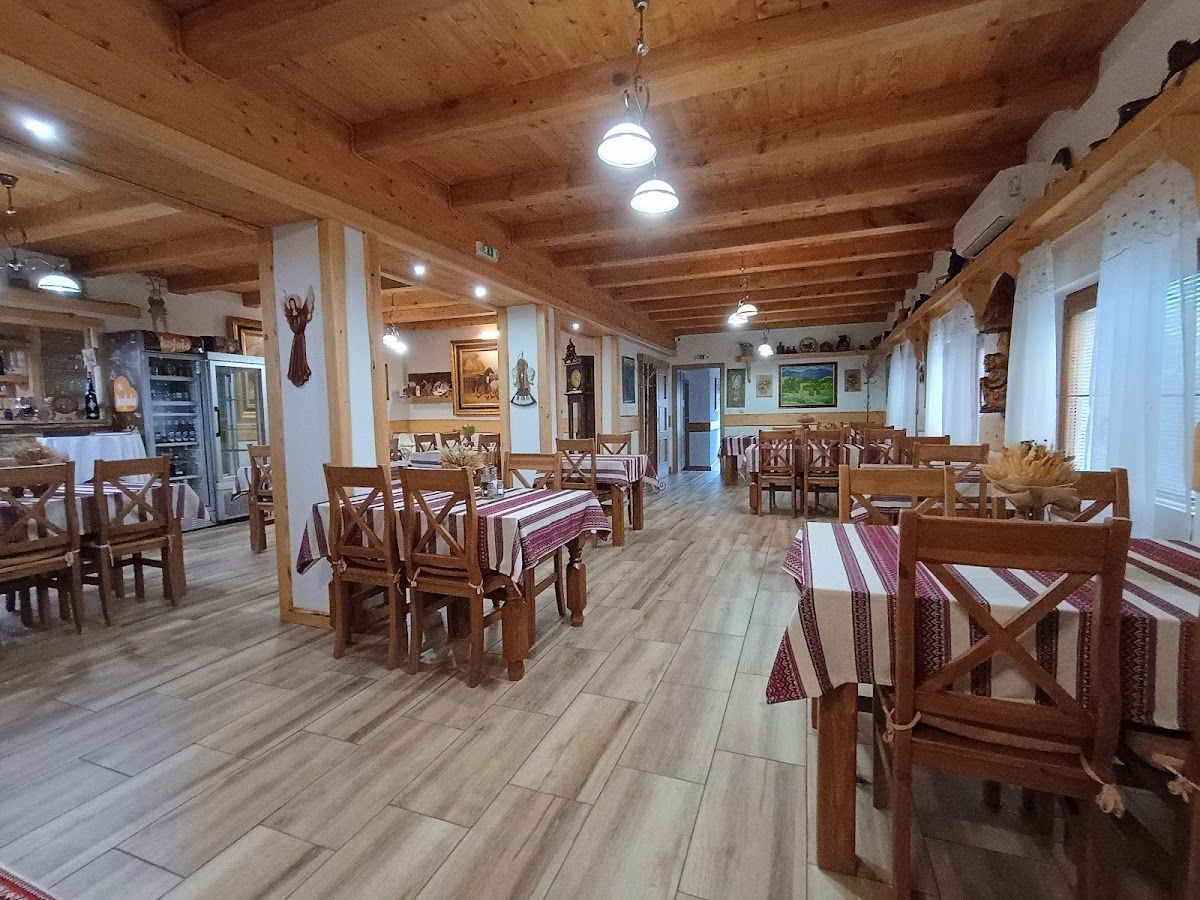 Reštaurácia U Zubra — Medzinárodná v meste Snina
