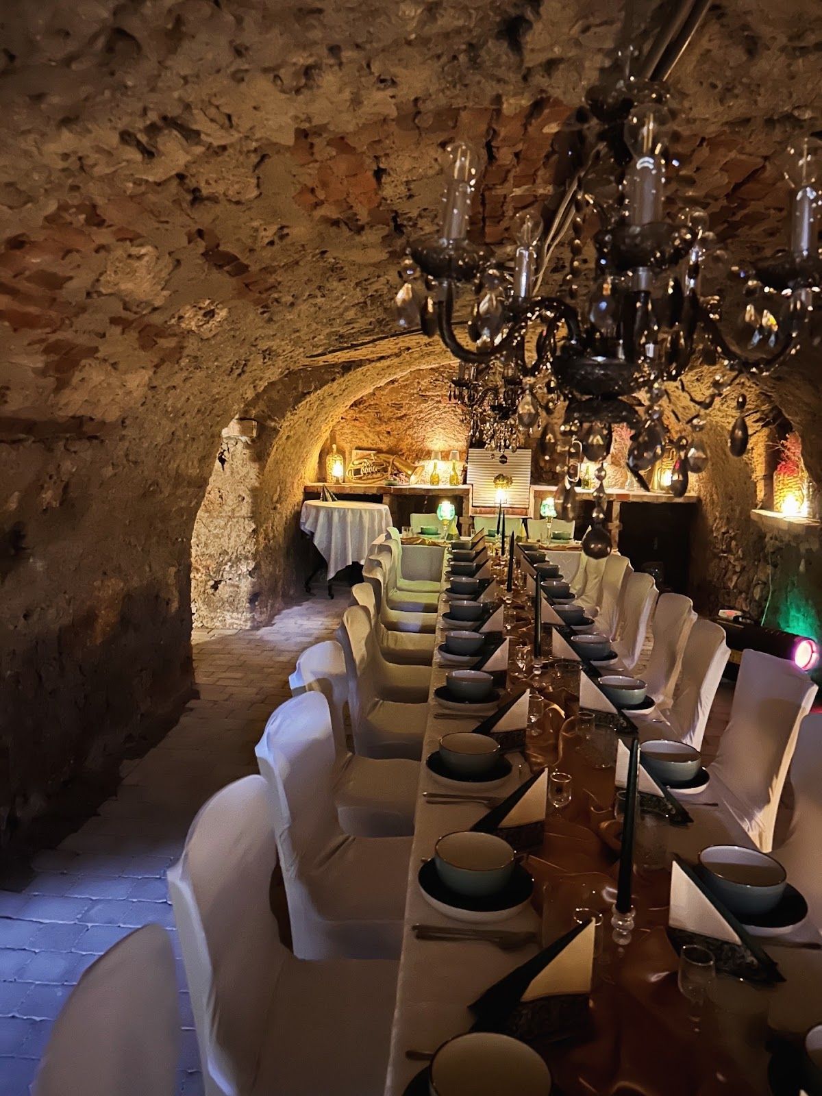Restaurant Kôlnička — Medzinárodná v meste Revúca