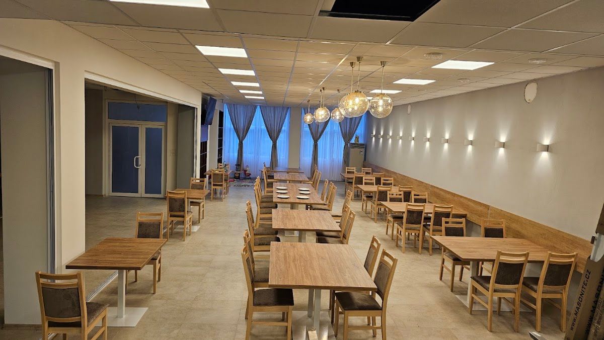Restaurant Pliešovce — Medzinárodná v meste Krupina
