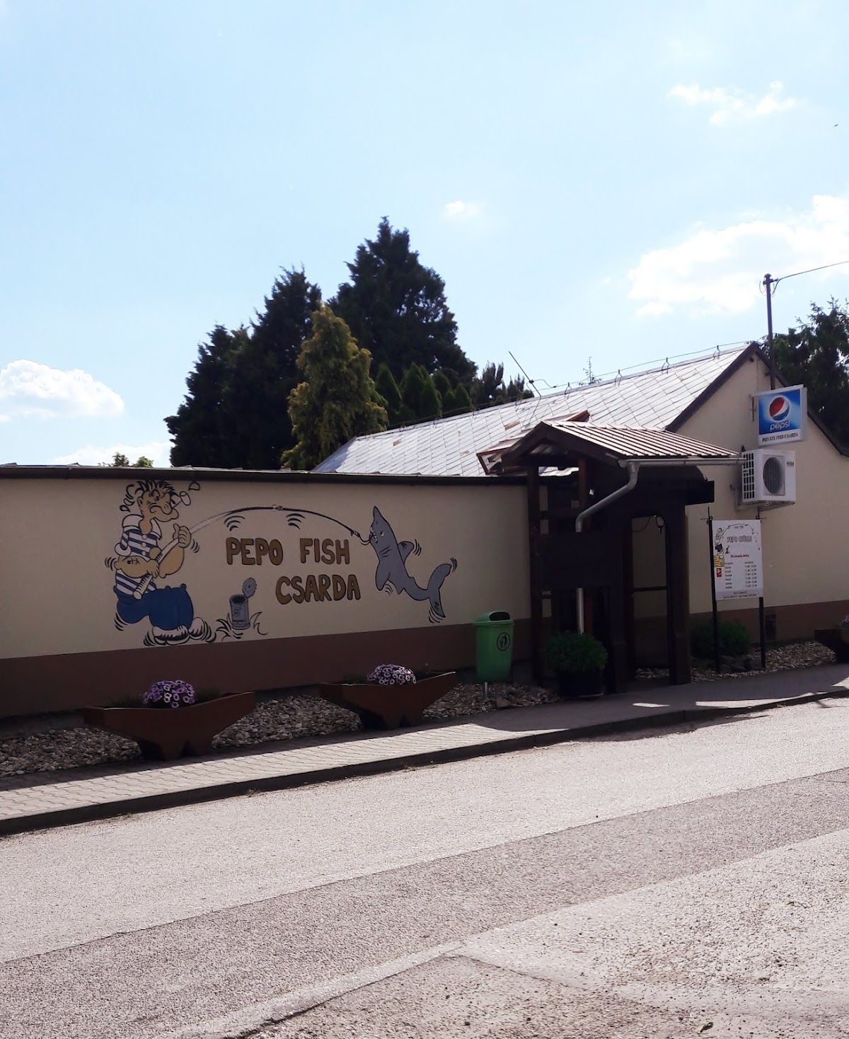 Rybárska čárda Pepo Csölle — Ryby & Seafood v meste Lehnice