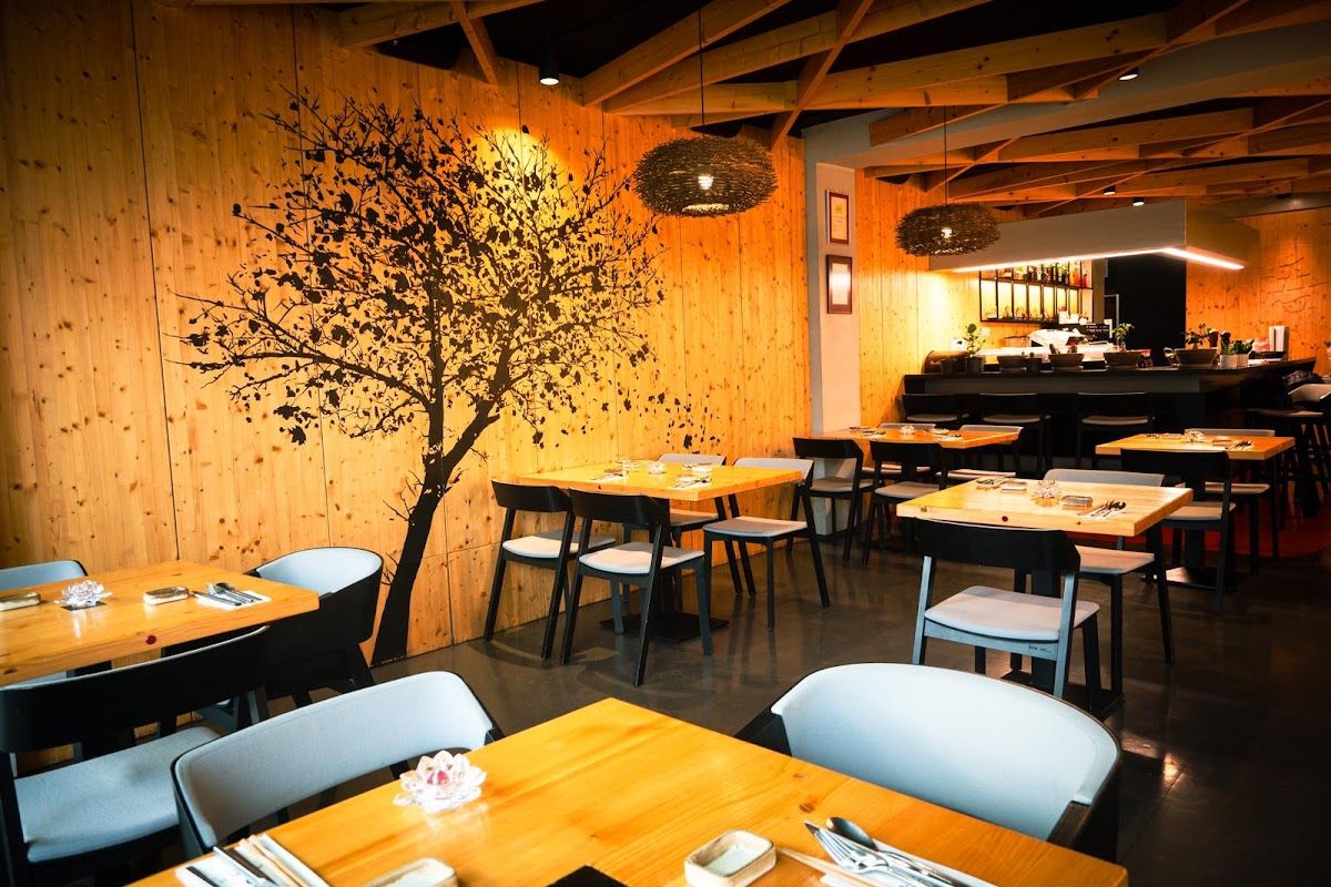 Satori Fusion Restaurant — Medzinárodná v meste Nitra