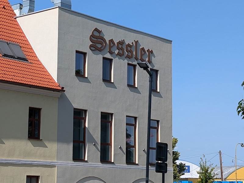 Sessler — Medzinárodná v meste Trnava