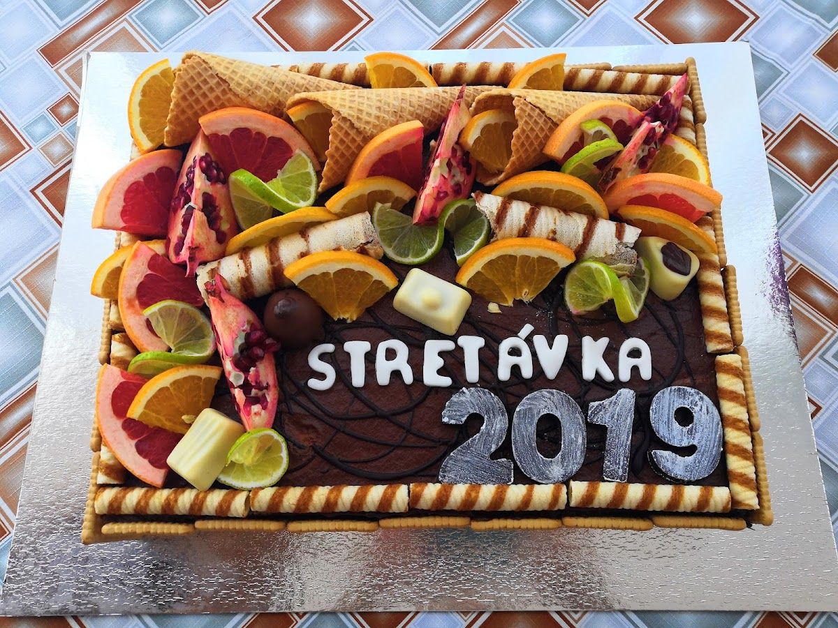 Športhotel Nesvady — Medzinárodná v meste Nové Zámky