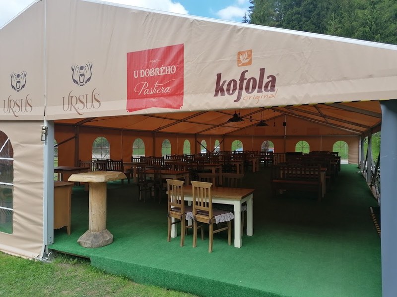Stará koliba- penzión a reštaurácia — Tradičná slovenská v meste Ružomberok