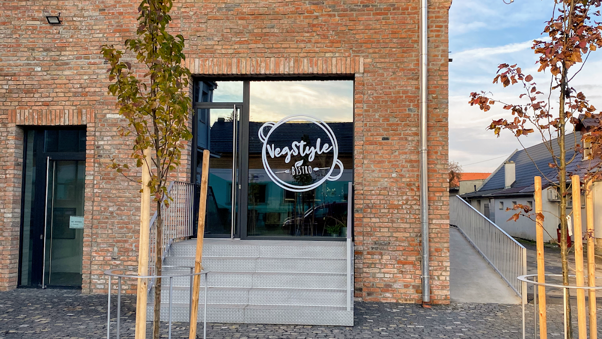 VegStyle Bistro — Medzinárodná v meste Lučenec
