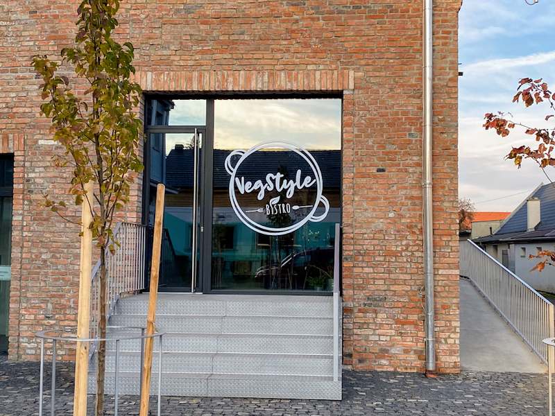 VegStyle Bistro — Medzinárodná v meste Lučenec
