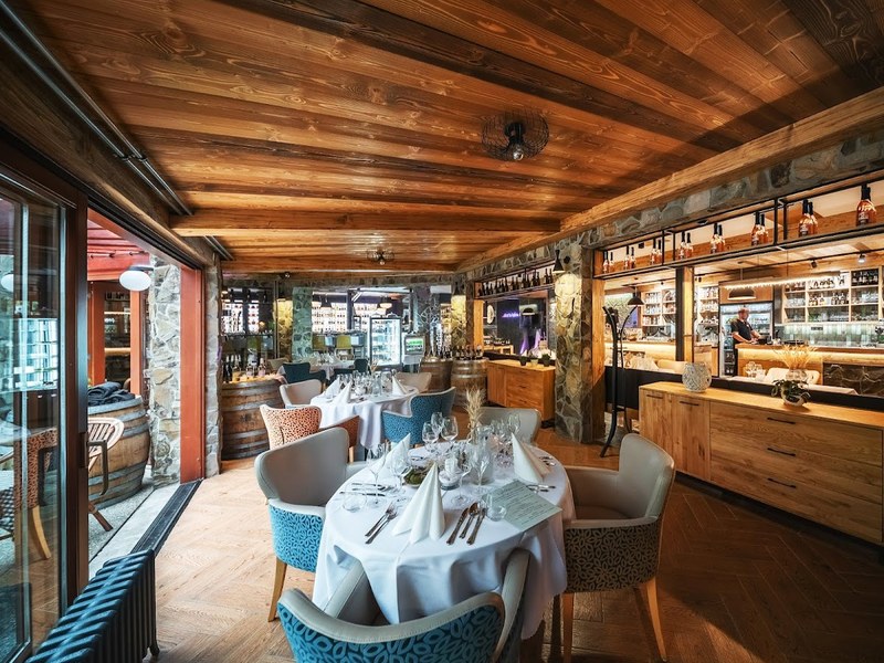 Villa Nova Bar — Bar & Pub v meste Spišská Nová Ves